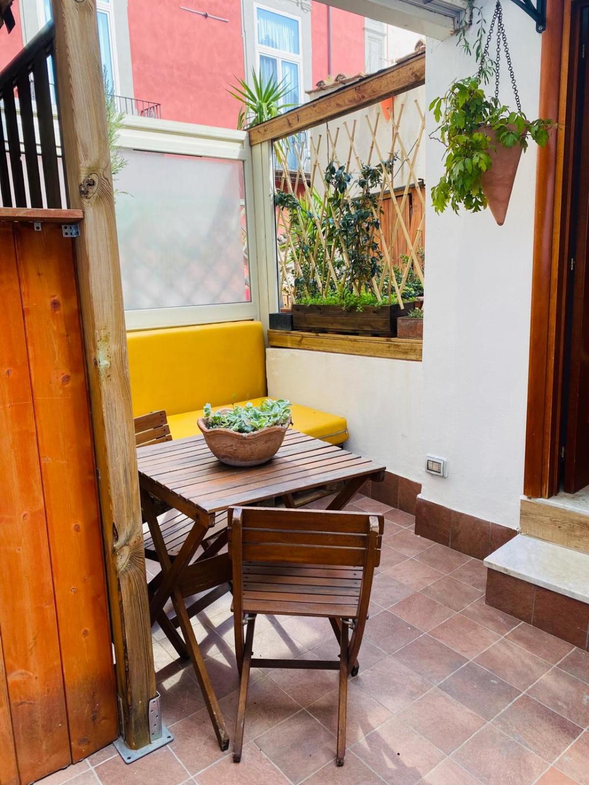 Apartament La Casa Di Apollo Neapol Zewnętrze zdjęcie