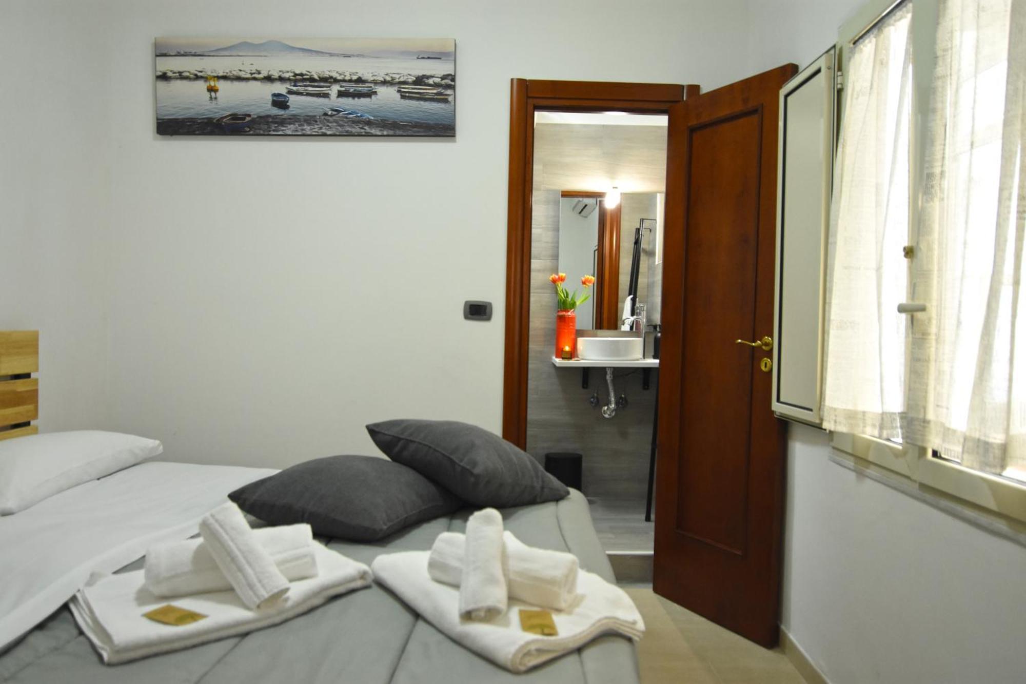 Apartament La Casa Di Apollo Neapol Zewnętrze zdjęcie