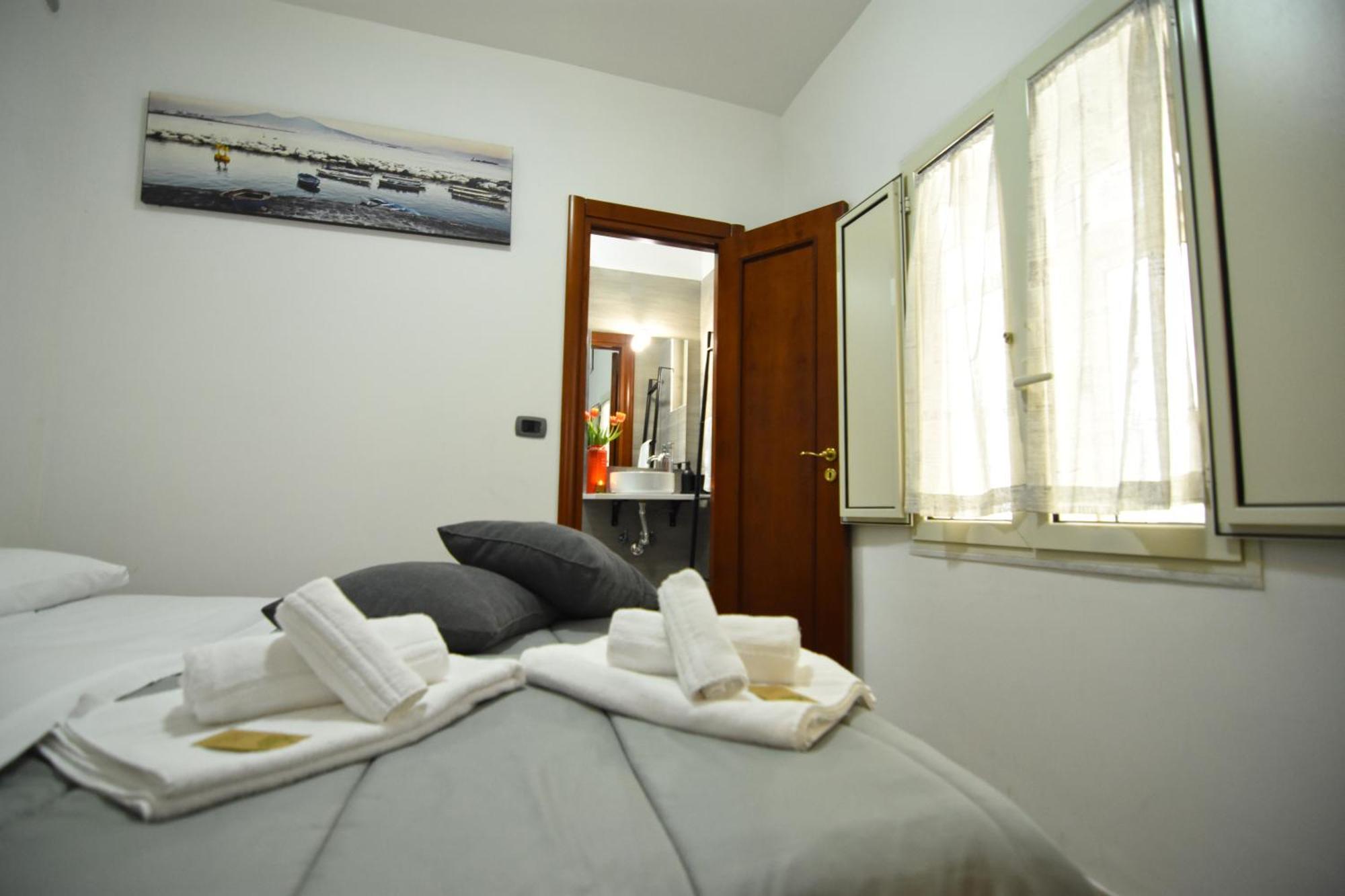 Apartament La Casa Di Apollo Neapol Zewnętrze zdjęcie